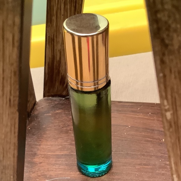 Women’s and Men’s Perfume oil - Picture 4 of 4